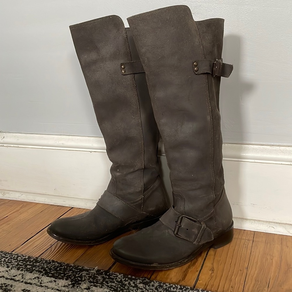 Dolce Vita 100% genuine leather riding boots